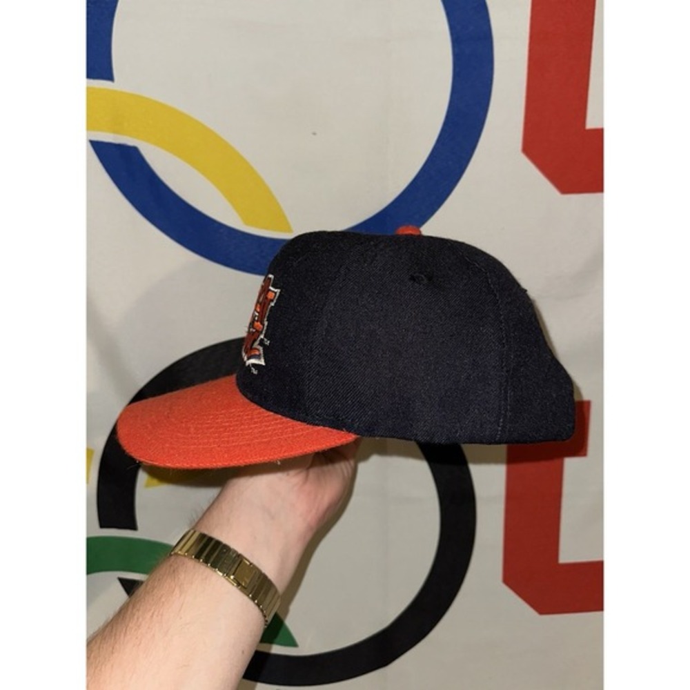 Vintage The Game Auburn Tigers‎ Wool Hat Pat Dye Signed 90s Football - Picture 3 of 8